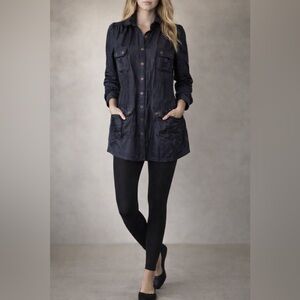 Bebe Black Women's Tunic Safari Top. Size Small. Great Condition